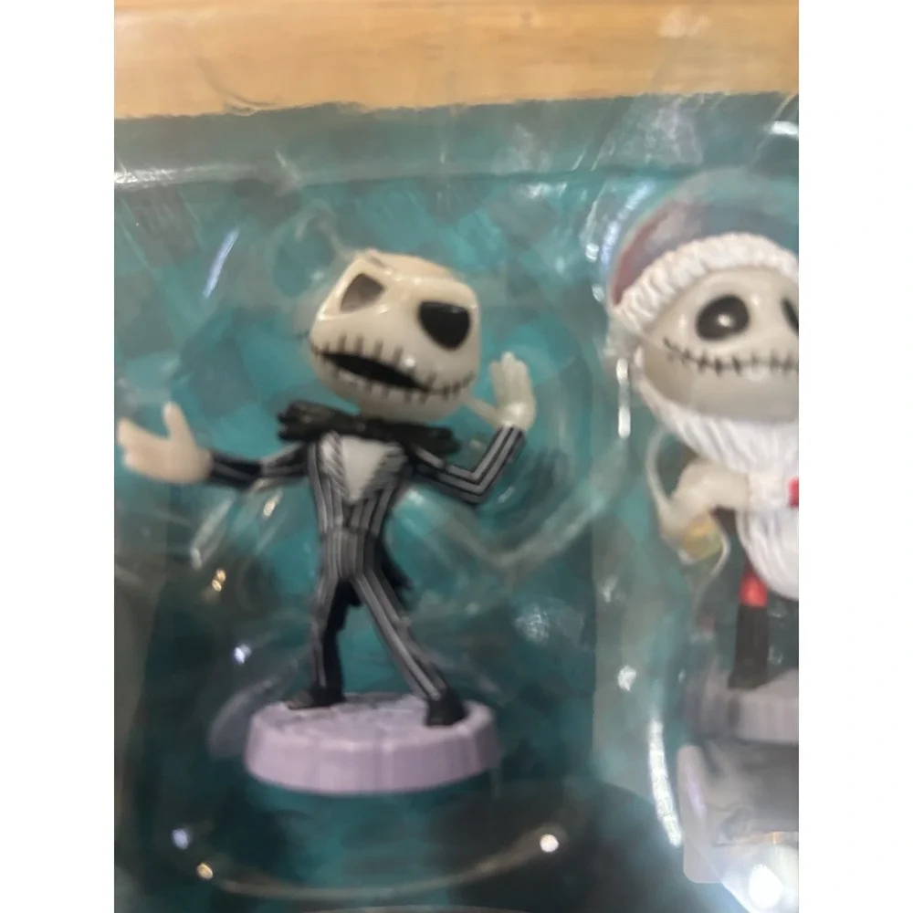 New Disney Tim Burton's Nightmare Before Christmas Glow In Dark Figures - Picture 5 of 9